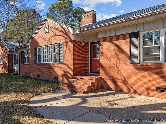 5th image of 307 E Roseboro St