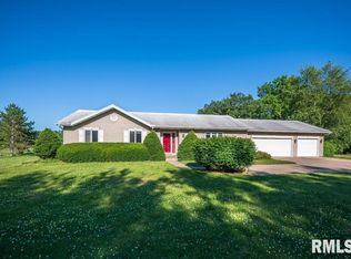 12630 Schleder Rd, Pekin, IL 61554