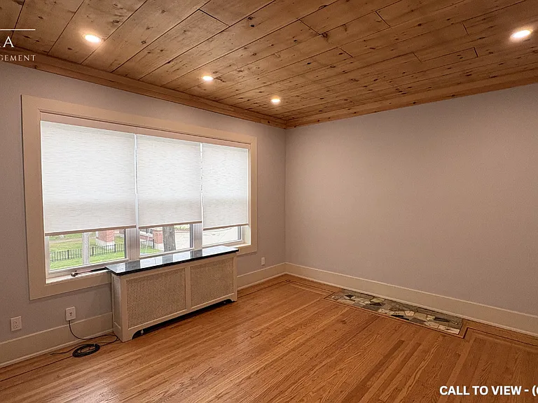 971 Main St E #971 — Photo 3