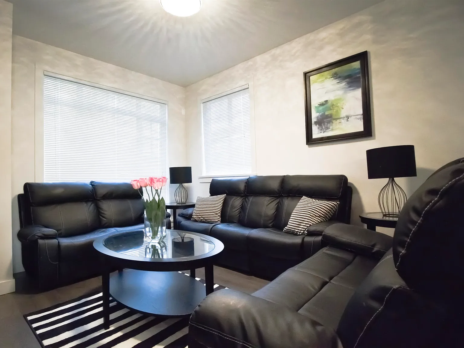 3 bed, 1450 sqft, $3,000 — Photo 3