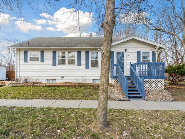 3912 Cambridge St, Des Moines, IA 50313