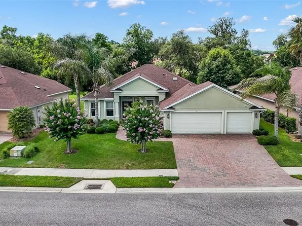 15 Arena Lake Dr, Palm Coast, FL 32137