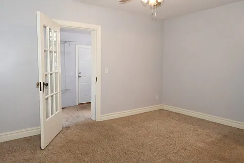 757 Syracuse Ave — Photo 18