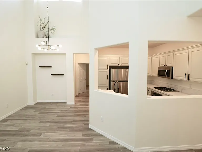 1510 Plaza Centre Dr #105 — Photo 6