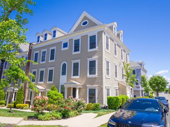 165 Roosevelt Dr, Wood Ridge, NJ 07075