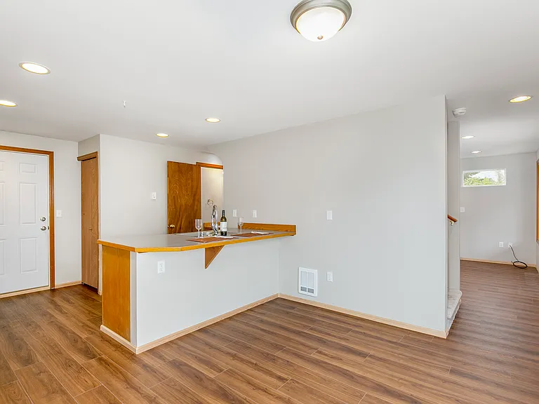 1333 149th Pl SW — Photo 7