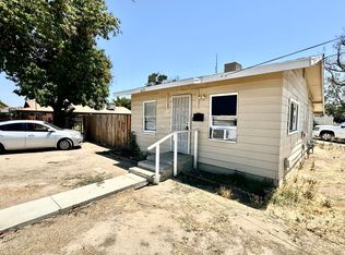 1635 3rd St, Wasco, CA 93280