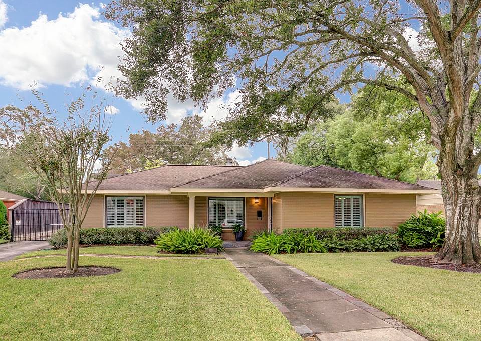 1st image of 3726 Blue Bonnet Blvd