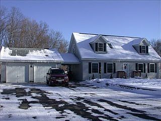 1st image of 39 Fairview Ave