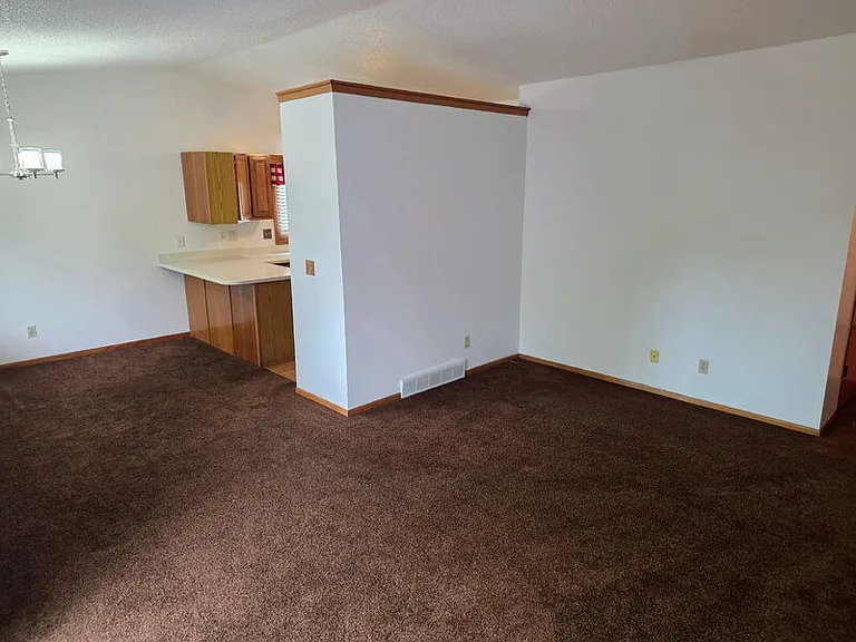 5310 Brookview Dr — Photo 12