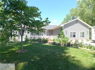 8651 Beardslee Rd, Perry, MI 48872