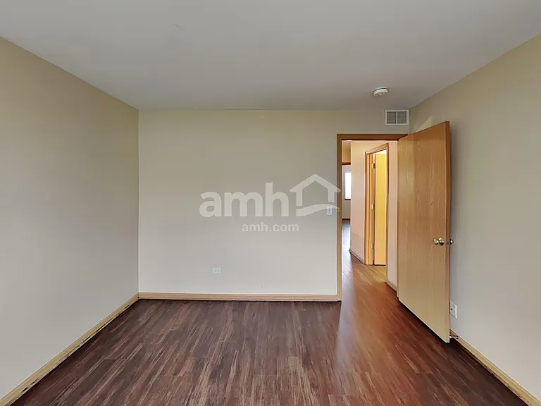 2505 Paradise Cir — Photo 15
