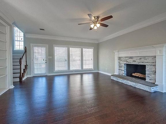 4th image of 3409 Ashington Ln