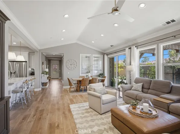 8 Galan St, Mission Viejo, CA 92694