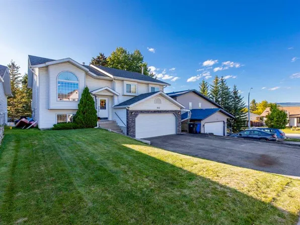 157 E Rispler Way, Hinton, AB T7V 1L7