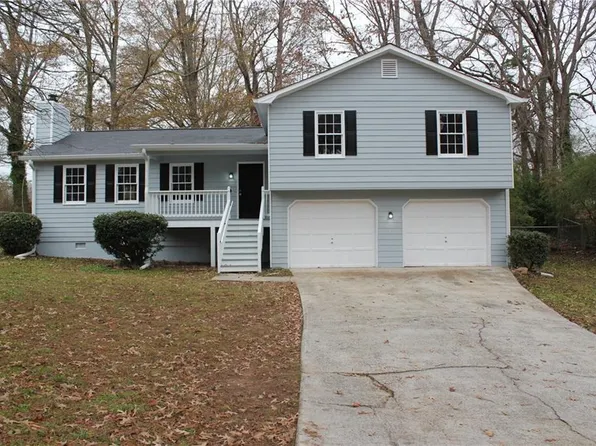 4229 Castle Gate Dr, Snellville, GA 30039