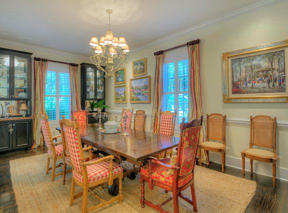 5th image of 1044 Village Oaks Ln