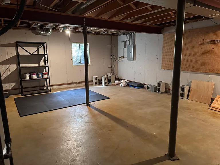 Basement, storage/multipurpose area