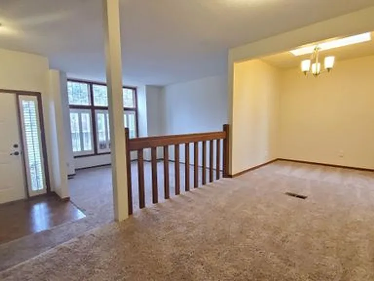 11825 NW Vaughan Ct — Photo 12