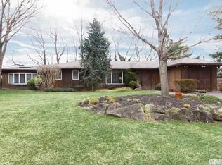 20 Park Ave, Greenvale, NY 11548