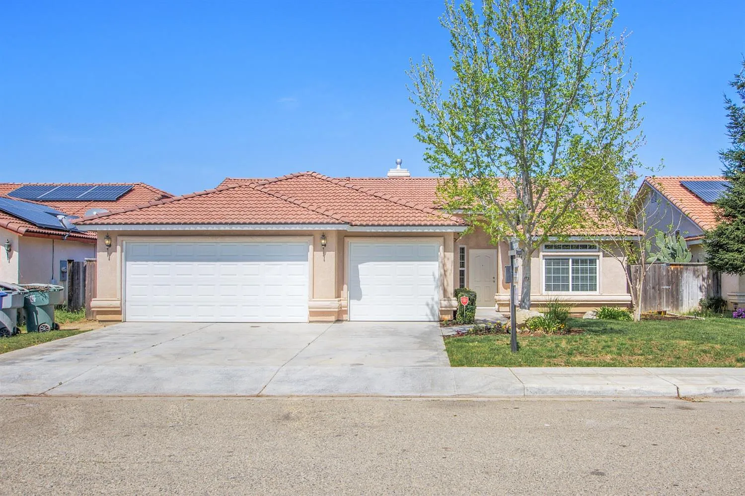 3745 Isla Vista Ct photo 1