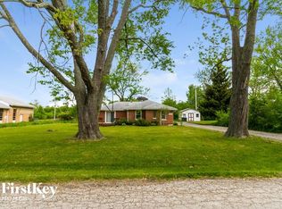 3202 W Duggald Ave, Waukegan, IL 60085