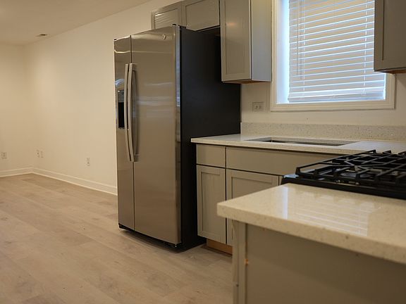 5th image of 1322 S 51st Ave APT 1