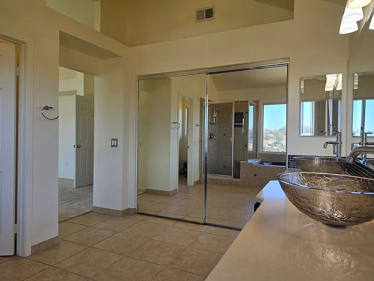 24581 Rue De Gauguin — Photo 30