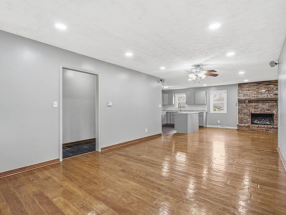 5th image of 2535 S Prospect Avenue