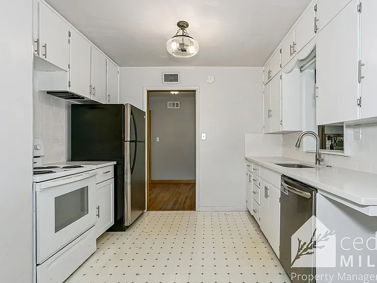 3801 E Grail Ave — Photo 6