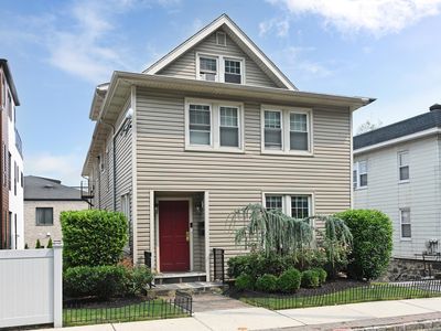 743 Undercliff Ave #1, Edgewater, NJ, 07020