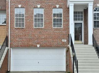 818 Revelstore Ter NE, Leesburg, VA 20176
