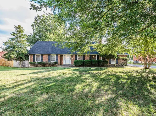 725 Temple Ct, Bowling Green, KY 42104