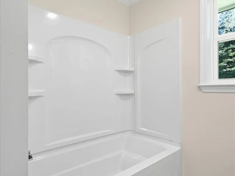 241 Hiawatha Cir — Photo 10