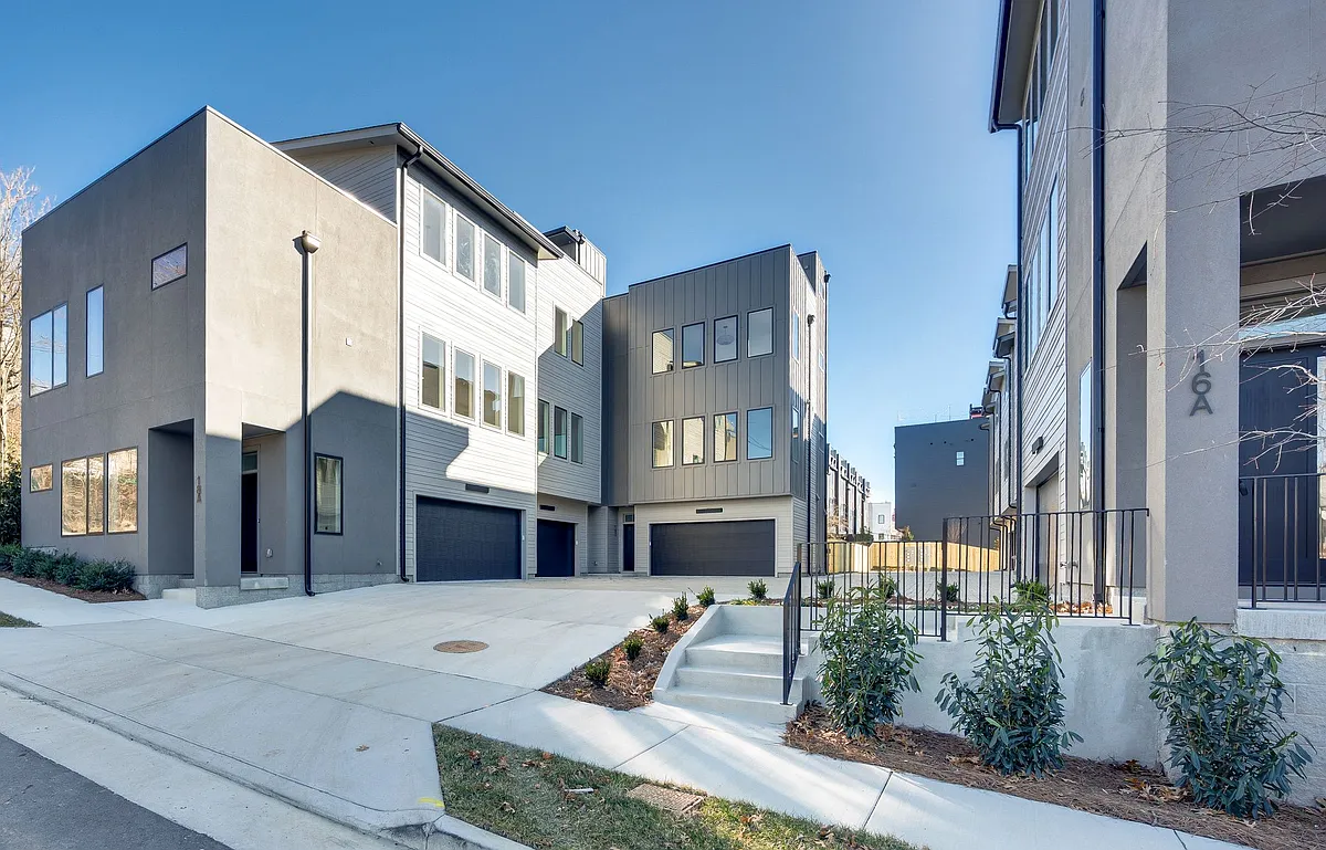 Building Photo - 16 Willis St #B