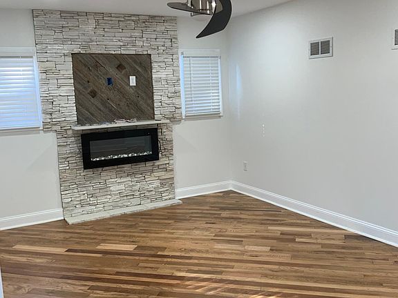 2nd image of 5334 Olive St