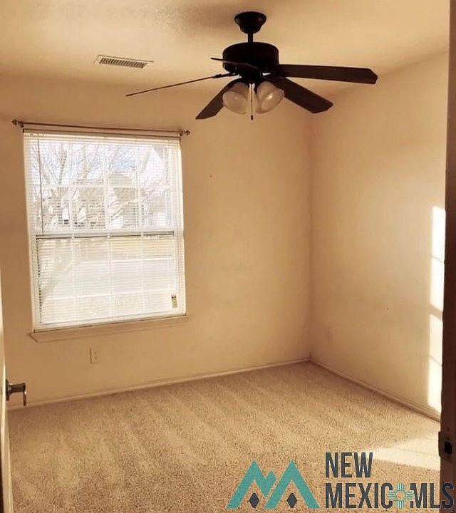2nd image of 1915 Clover Ln