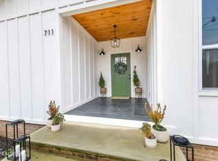711 Chestnut St, Sweetwater, TN 37874