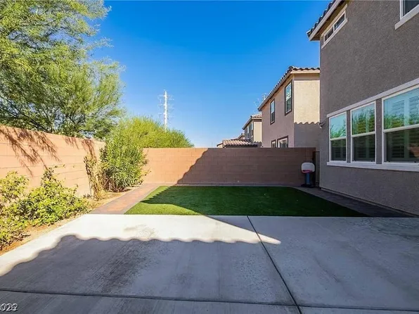 5741 Mia Skye St, Las Vegas, NV 89148