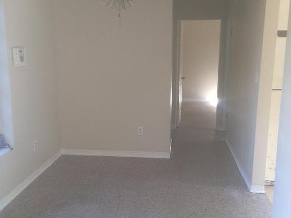 4th image of 1312 Miami Ave