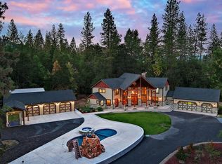 400 Tetherow Rd, Williams, OR 97544