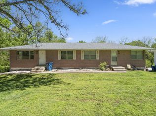 400-410 S 10th Ave, Ozark, MO 65721