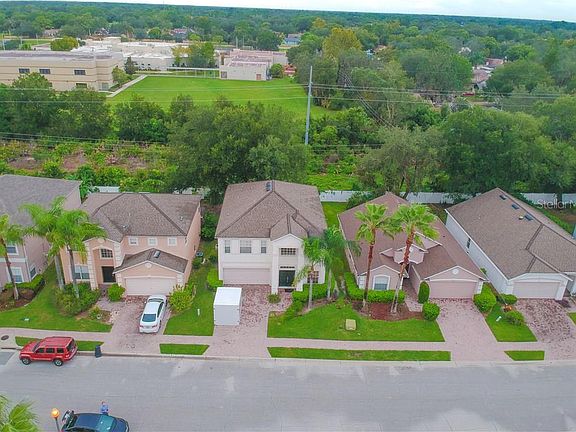 4th image of 1417 Waukon Cir