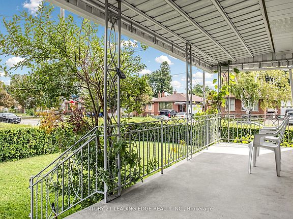 3rd image of 15 Maretta Ave