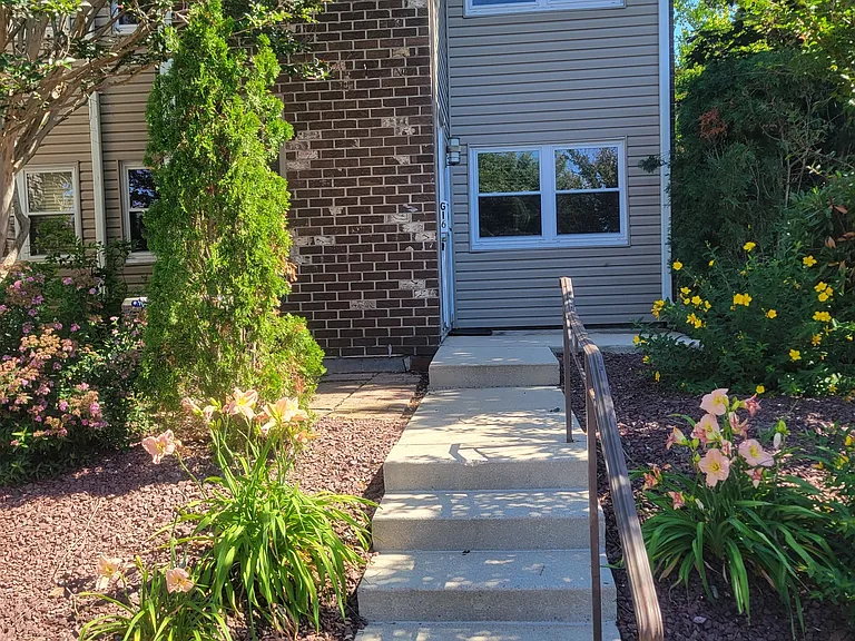 2906 State Hill Rd #G16 — Photo 3