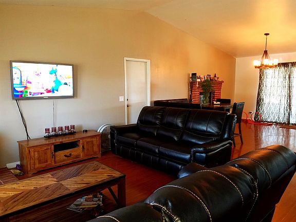 3rd image of 6991 Via Flores St