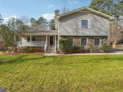 1047 Strawberry Ln, Ellenwood, GA, 30294