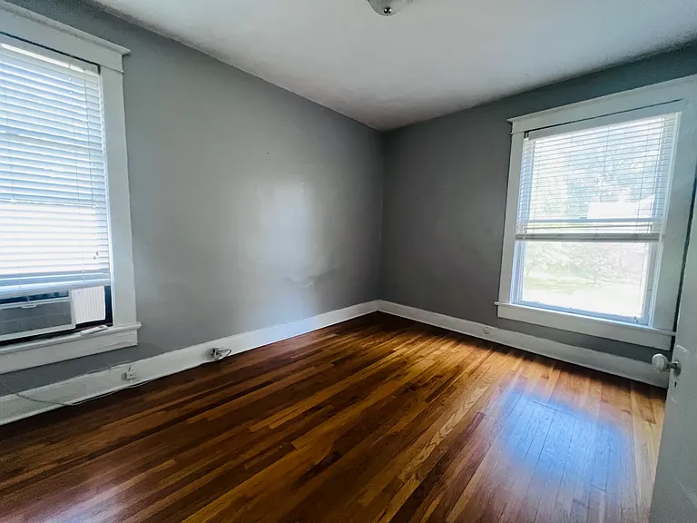 1319 Harbert Ave #4 — Photo 5