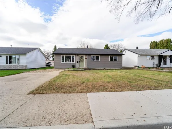 1009 Edmonton STREET, Moose Jaw, SK S6H 3A9