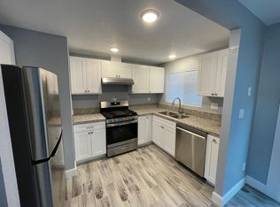 1128 W Creston St, Santa Maria, CA 93458